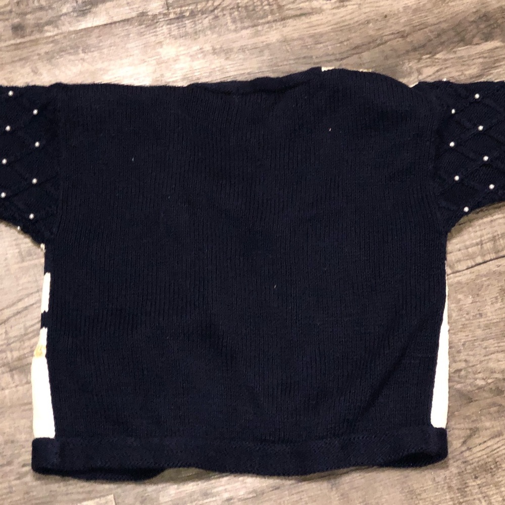 Retro Sweater - Picture 7 of 10